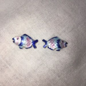 Cute fishy earrings